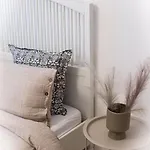 Anna * 的里雅斯特