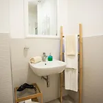 Anna Apartment *